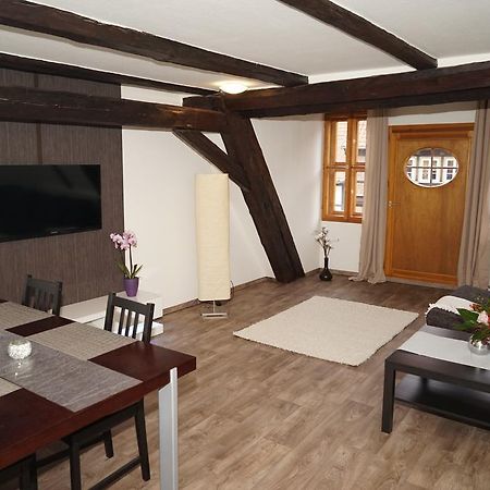 Kaufmannshaus Anno 1613 Apartment เควดลินบวร์ก ห้อง รูปภาพ