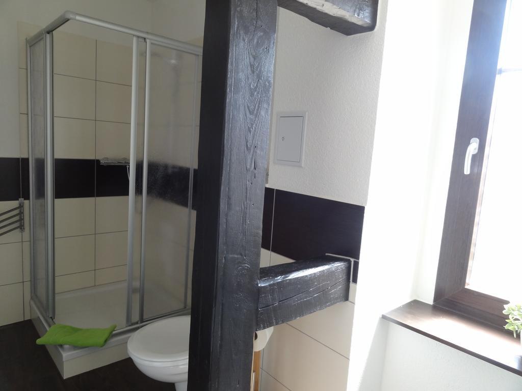 Kaufmannshaus Anno 1613 Apartment เควดลินบวร์ก ห้อง รูปภาพ