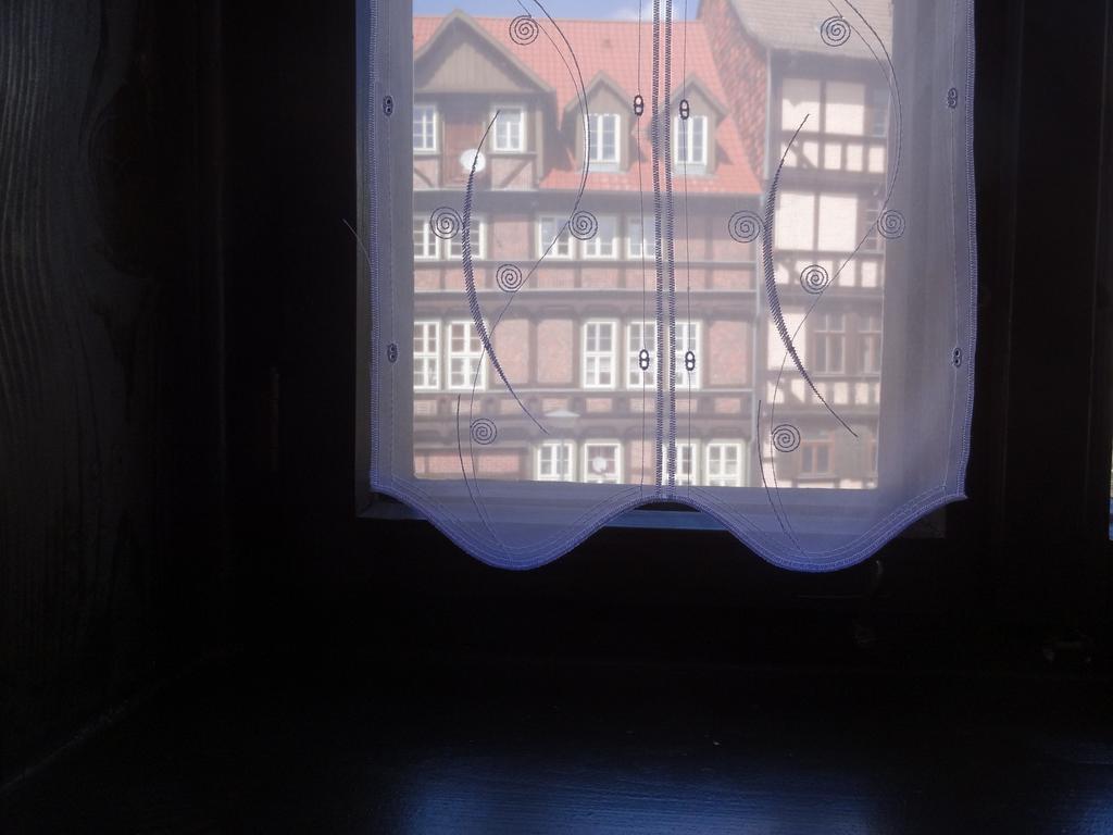Kaufmannshaus Anno 1613 Apartment เควดลินบวร์ก ห้อง รูปภาพ