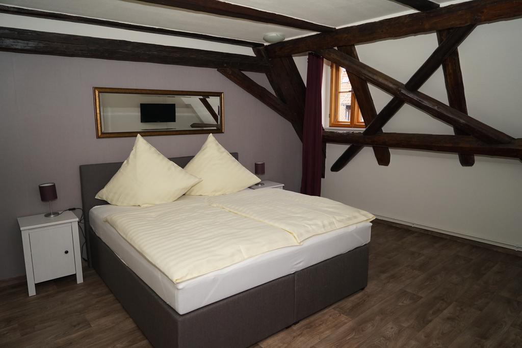 Kaufmannshaus Anno 1613 Apartment เควดลินบวร์ก ห้อง รูปภาพ