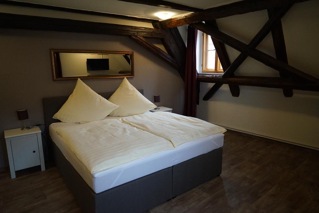 Kaufmannshaus Anno 1613 Apartment เควดลินบวร์ก ห้อง รูปภาพ