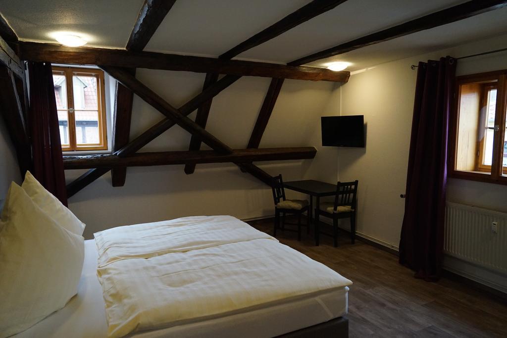Kaufmannshaus Anno 1613 Apartment เควดลินบวร์ก ห้อง รูปภาพ