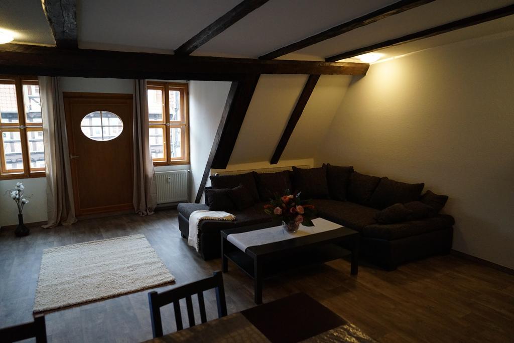 Kaufmannshaus Anno 1613 Apartment เควดลินบวร์ก ห้อง รูปภาพ