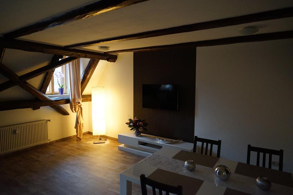 Kaufmannshaus Anno 1613 Apartment เควดลินบวร์ก ห้อง รูปภาพ